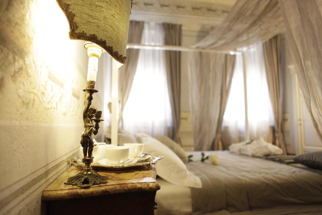 比萨Residenza D'Epoca -Santa Caterina住宿加早餐旅馆 客房 照片